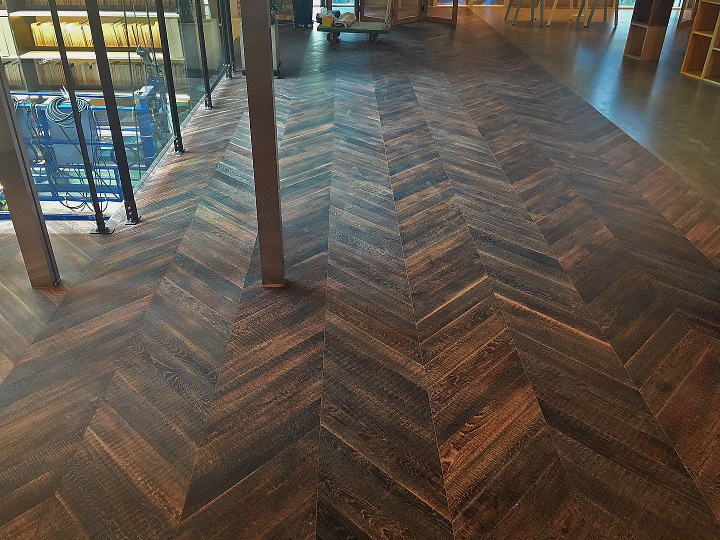 Chevron Distressing 12x90x500.JPG