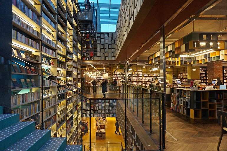 Chevron Distressing 12x90x500.JPG