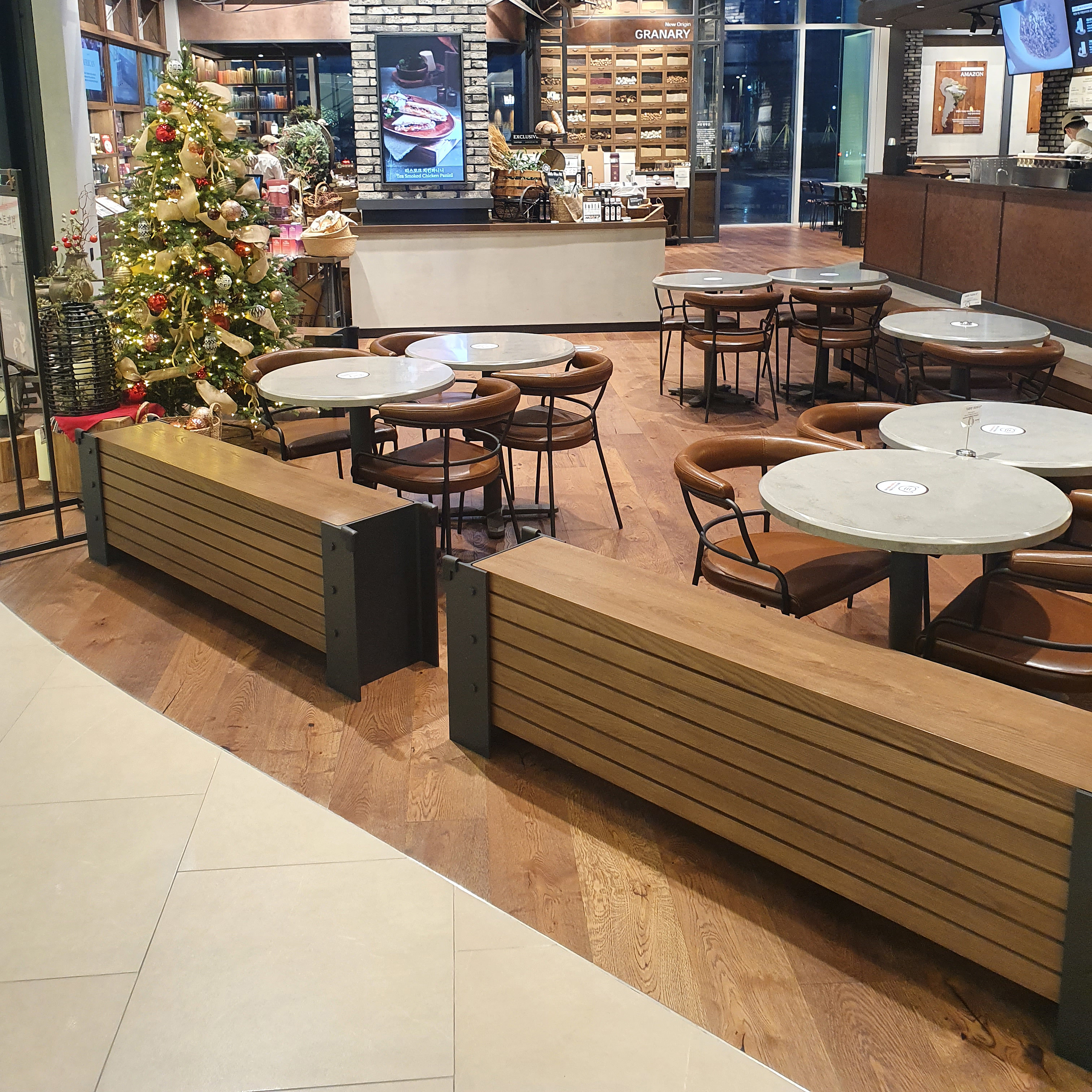 dark brush 14x189x1860.jpg