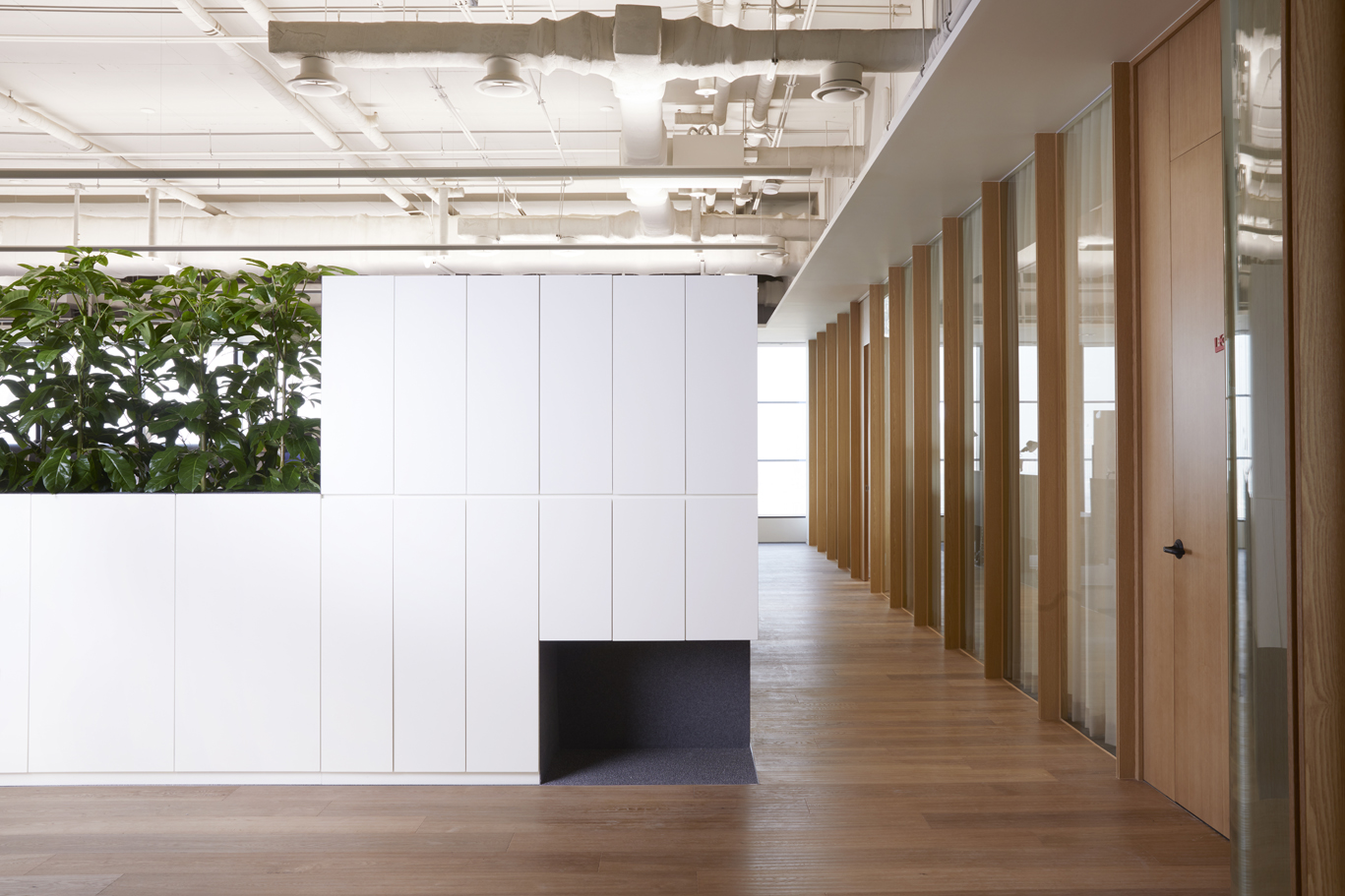 Handscrapped Smoke Fume 14x190x1900-3.jpg