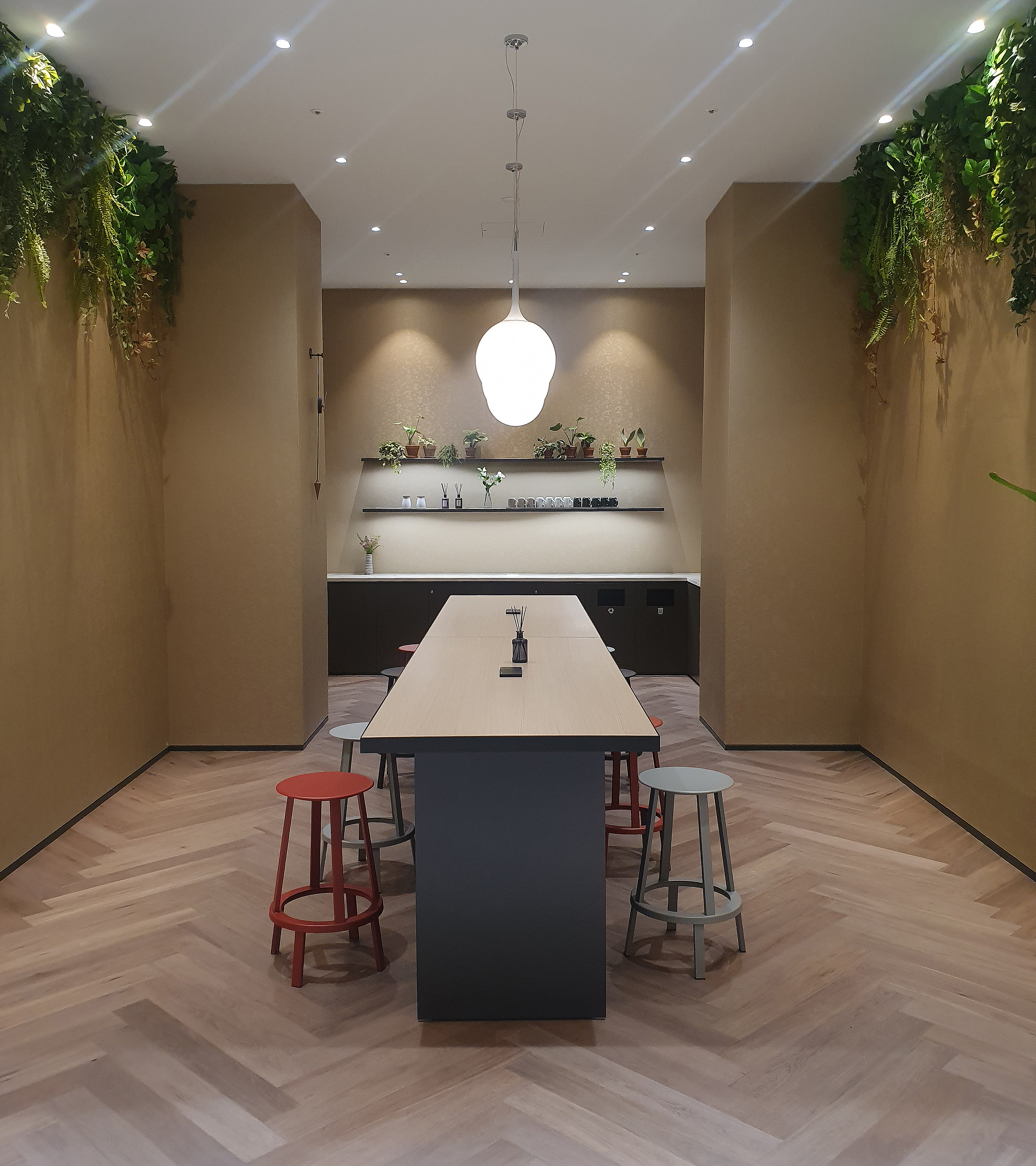 light smoke HB 11x125x900.jpg