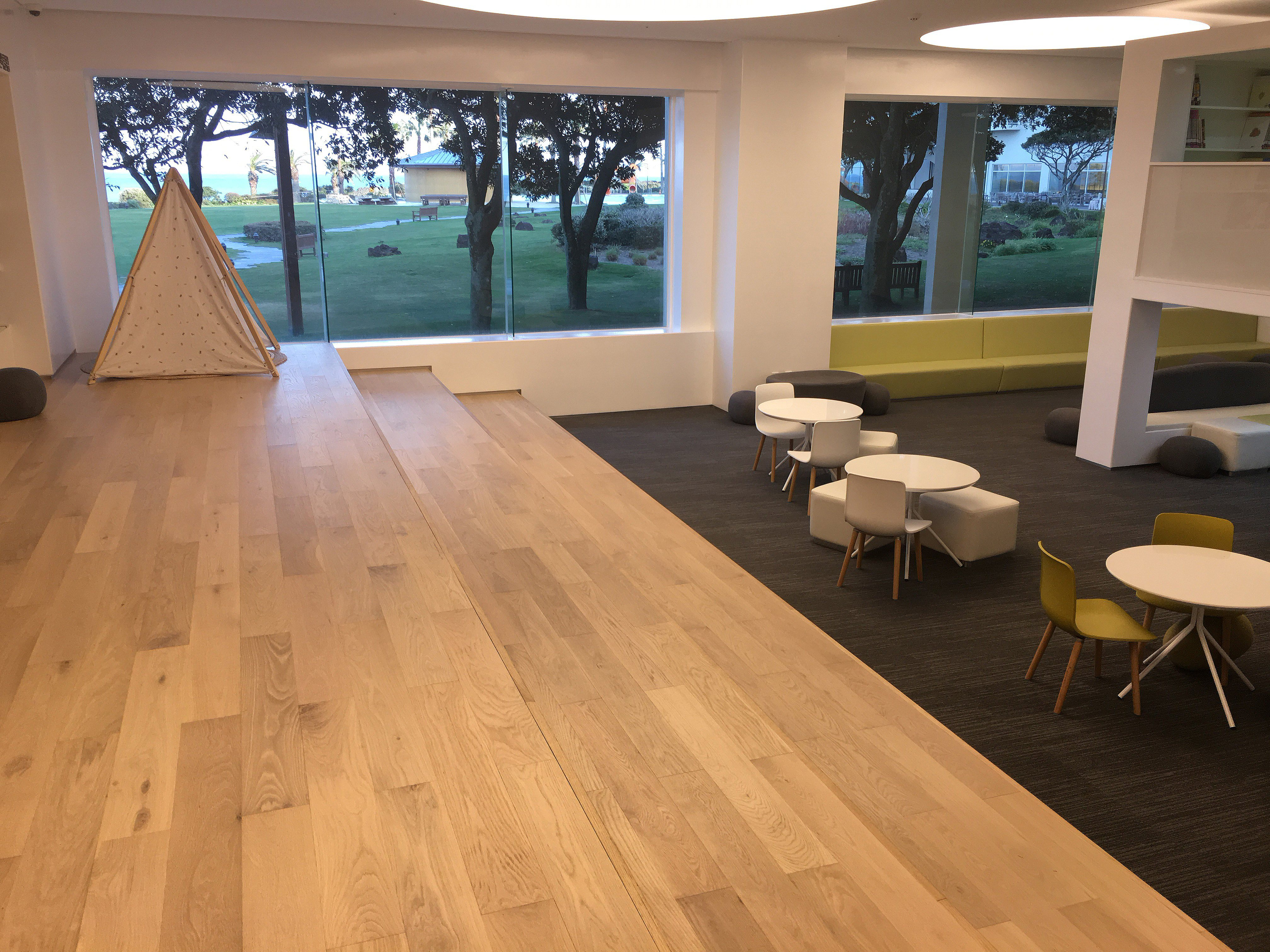 Oak Brush 12x125x900-2.JPG